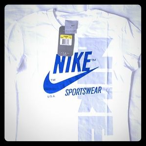 Nike Logo T-Shirt